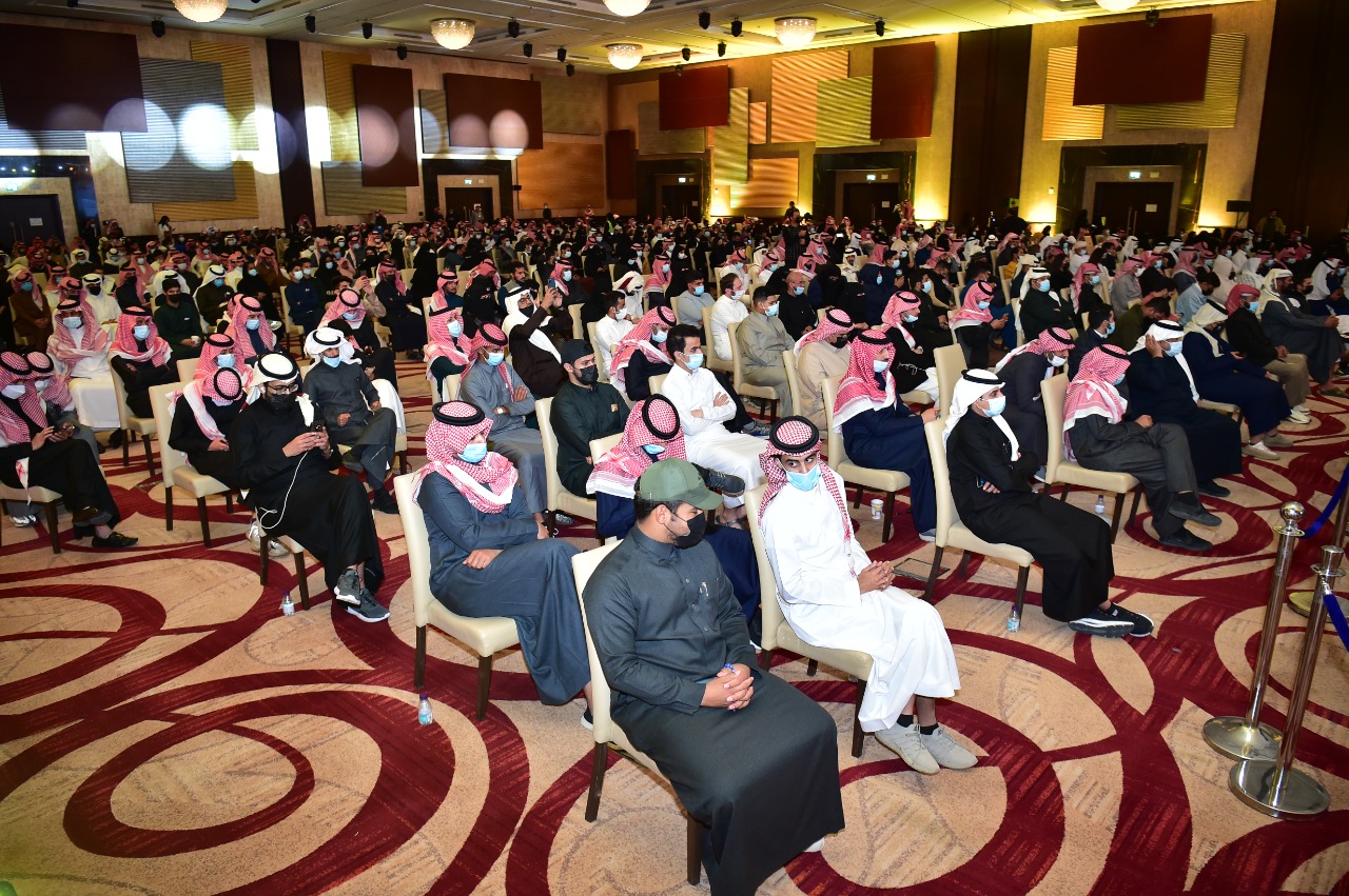<div class="paragraphs"><p>أول قطري في أمسيات موسم الرياض الشعرية</p></div>