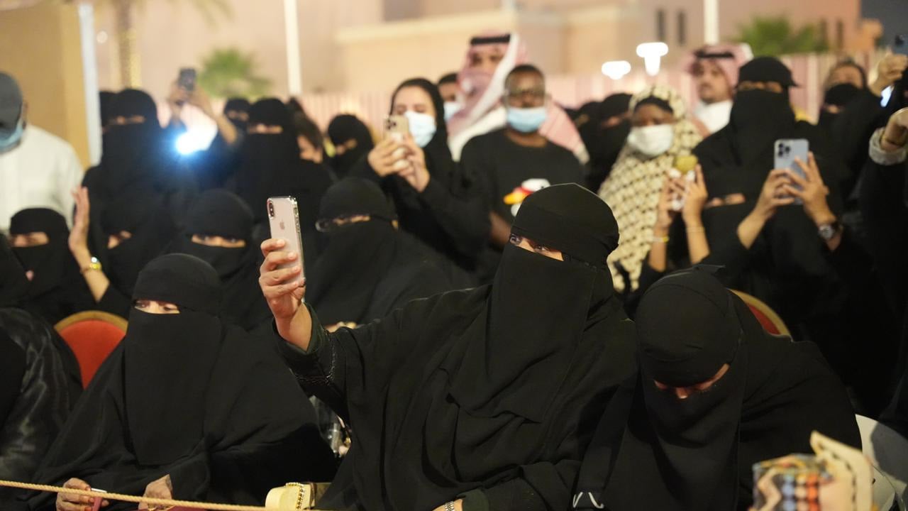 <div class="paragraphs"><p>مهرجان «قاف الرياض»</p></div>