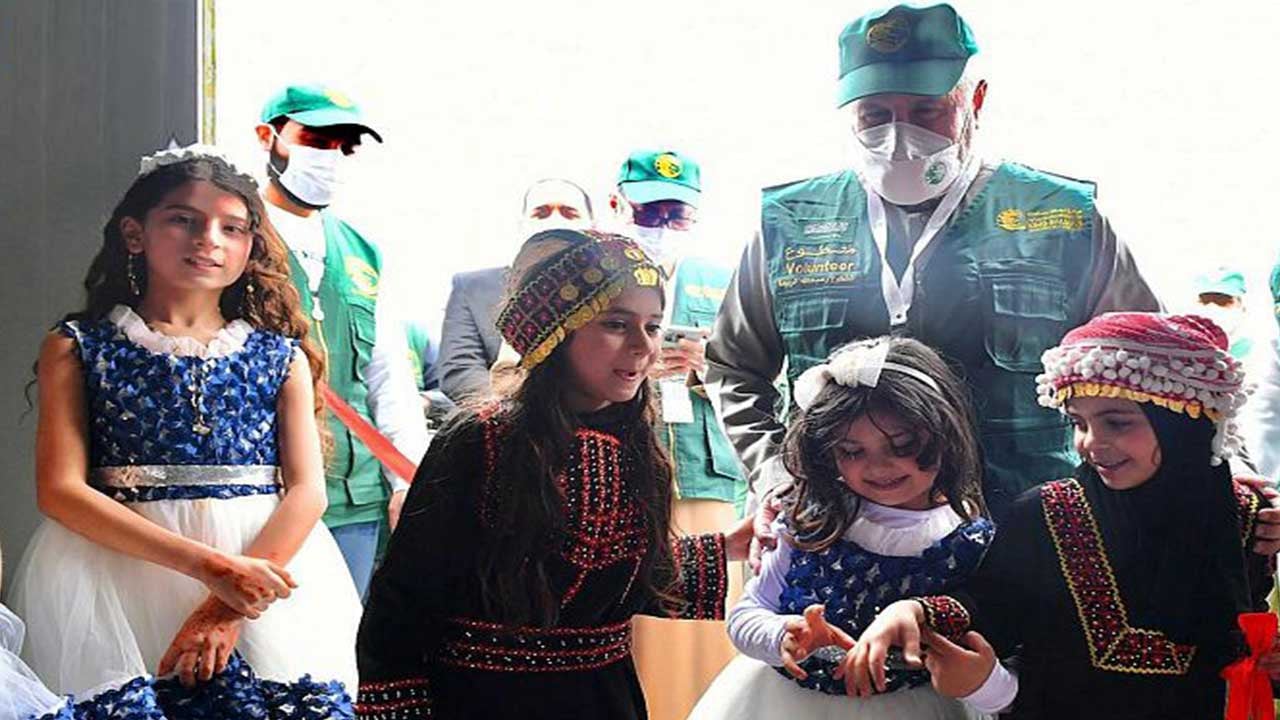 <div class="paragraphs"><p>الدكتور عبدالله الربيعة يدشن مشروع رعاية الأيتام بالأردن</p></div>