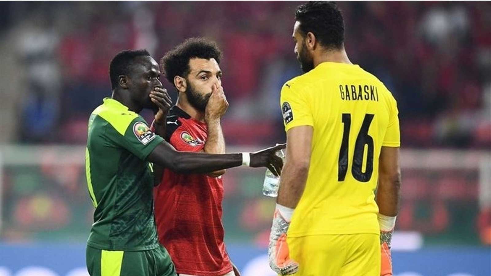 <div class="paragraphs"><p>محمد صلاح وساديو ماني وجهًا لوجه في القاهرة</p></div>