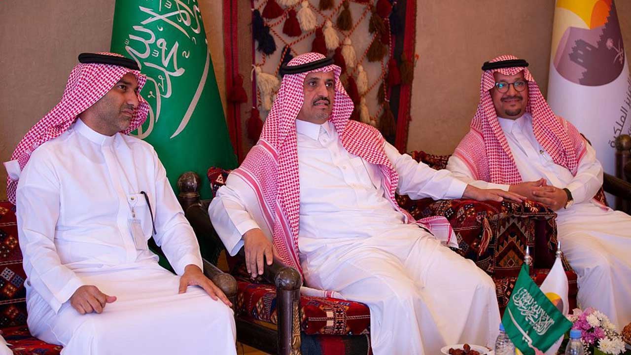 <div class="paragraphs"><p>إطلاق كائنات فطرية بمحمية الملك عبدالعزيز الملكية</p></div>