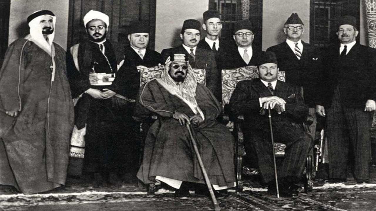 <div class="paragraphs"><p>علاقات تاريخية بين السعودية ومصر</p></div>