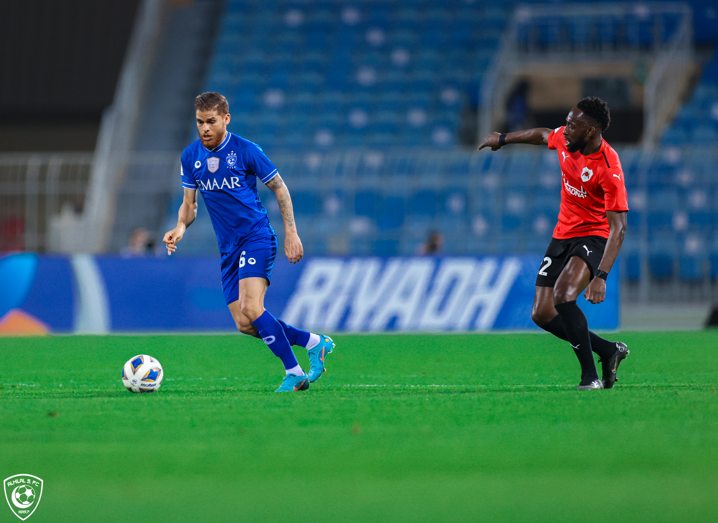 الهلال يسيطر بشكل كامل على منطقة المناورات
