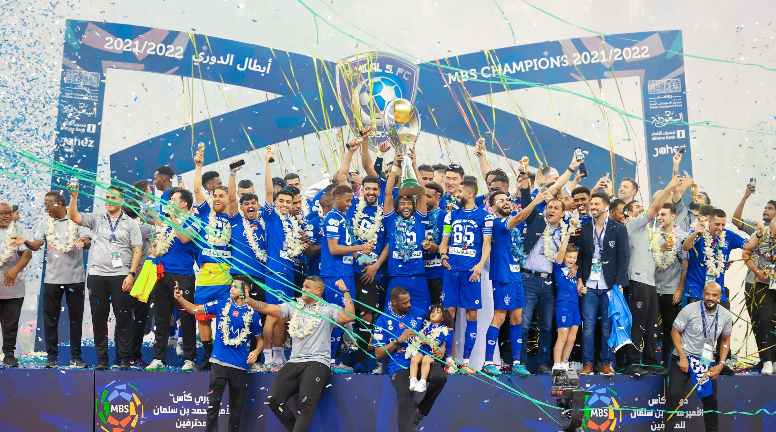 الهلال يتوج بدوري المحترفين السعودي 2021-2022