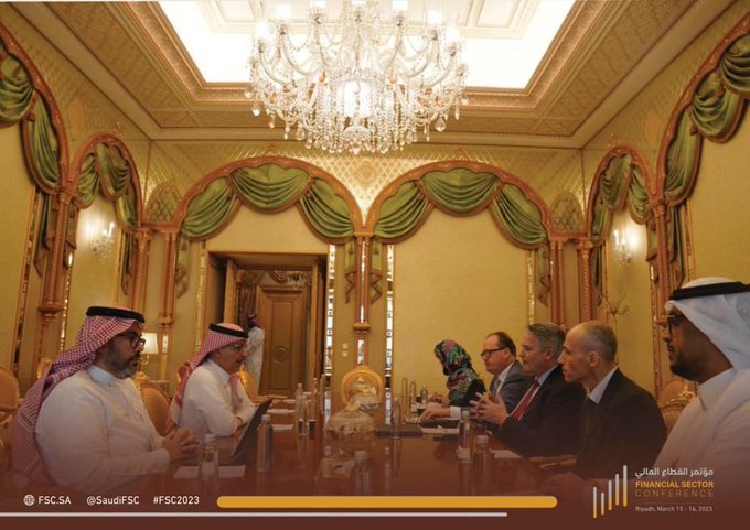 الأمين العام لمنظمة التعاون الاقتصادي