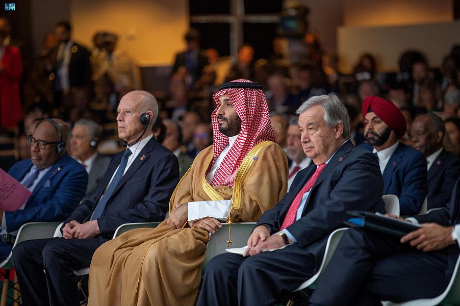 ولي العهد في قمة باريس
