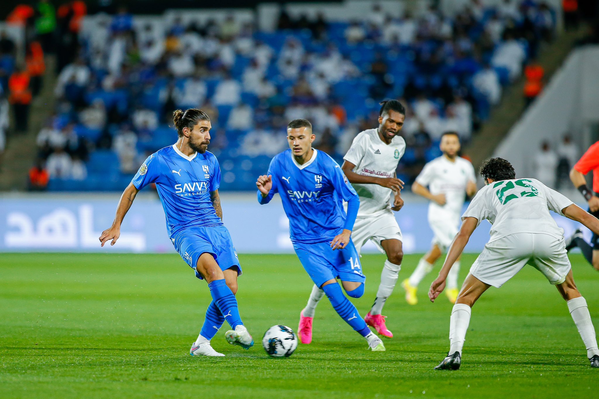 الهلال ضد الأهلي