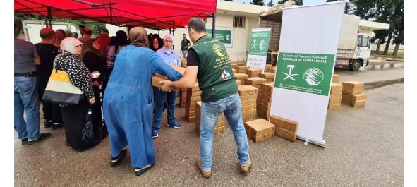 «سلمان للإغاثة يوزع مواد غذائية في محافظة البقاع بلبنان