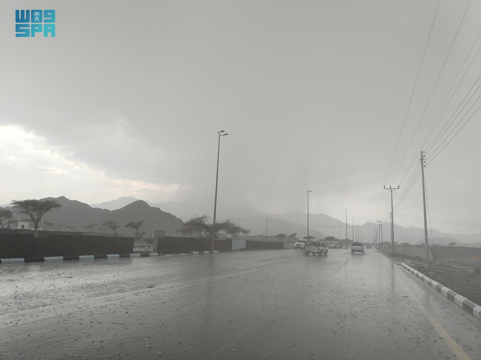 سقوط الأمطار
