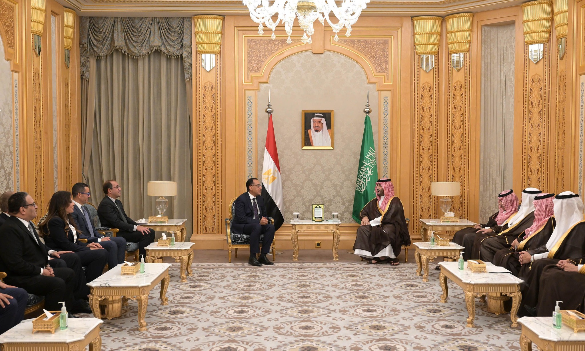 خلال اللقاء